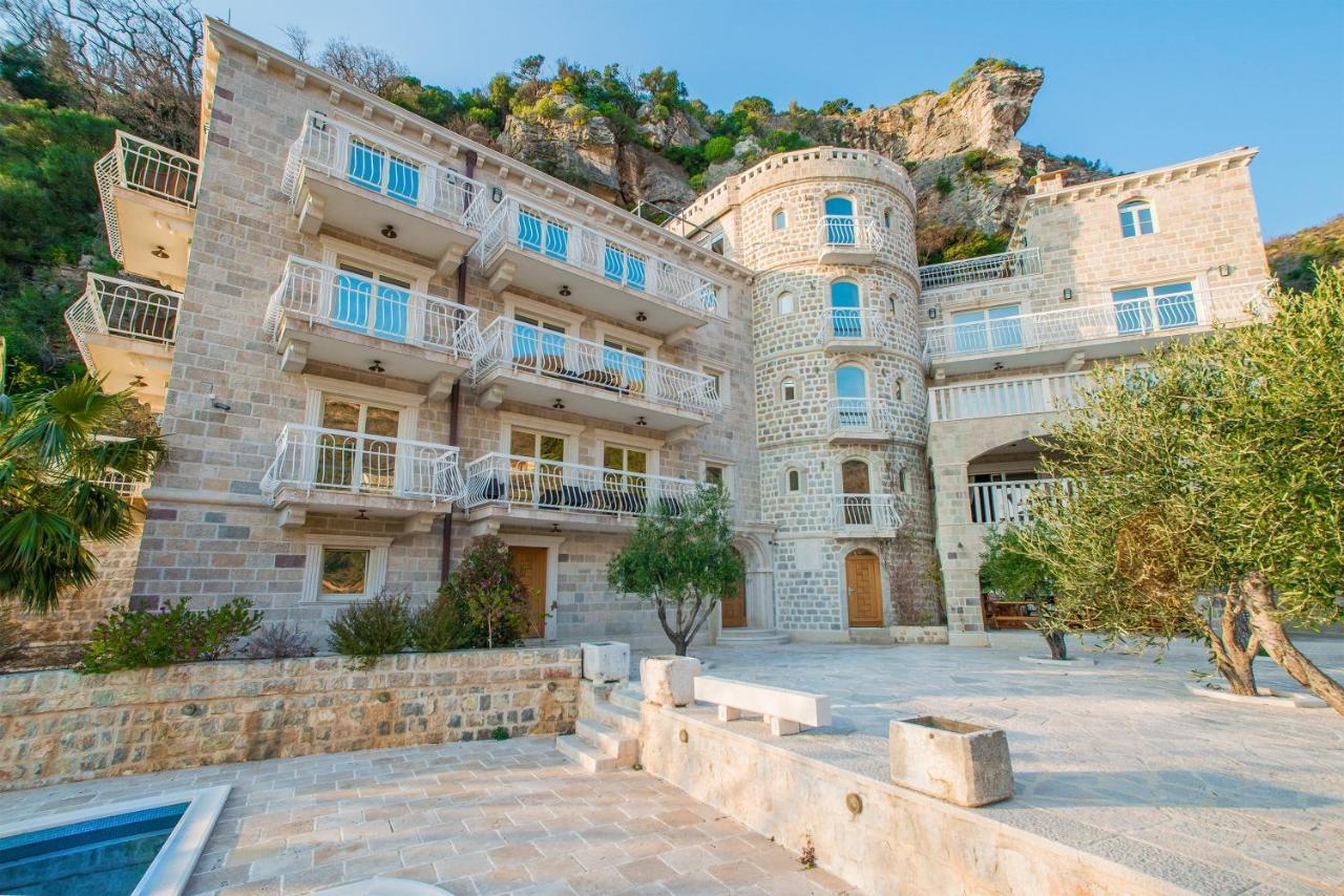 Pietra Mare Apartments Petrovac Exterior photo